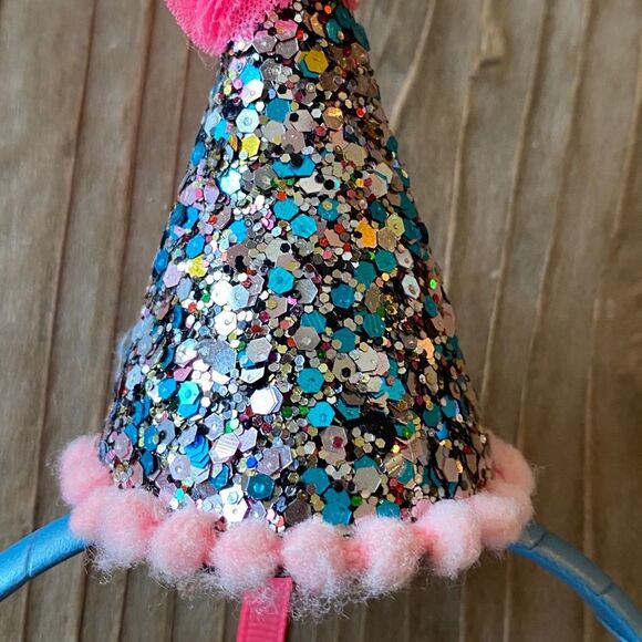 Sparkly Star Necklace and Party Hat Headband - Picture 6 of 7